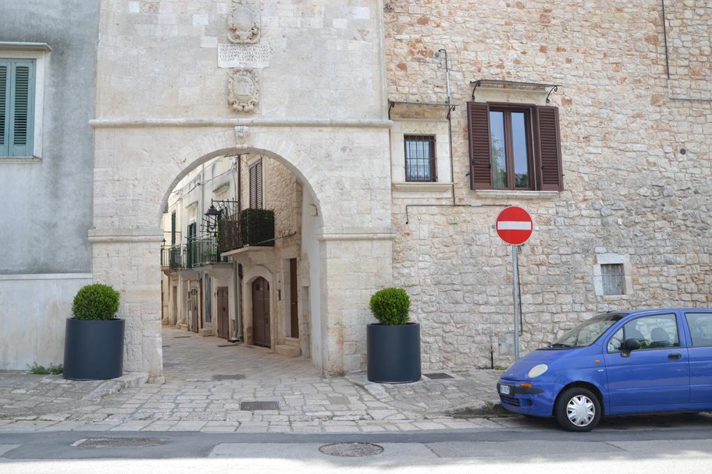 Dimora Donna Clara Bed & Breakfast Conversano Exterior photo